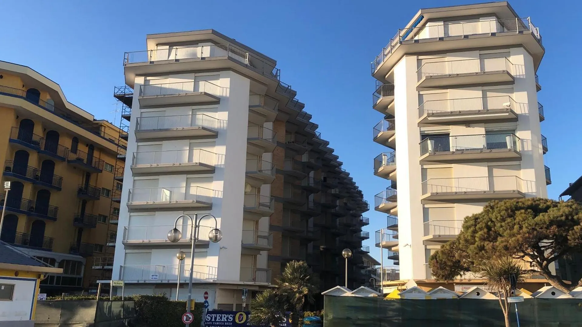 Vista Mare, Centrale - Centro Commerciale location